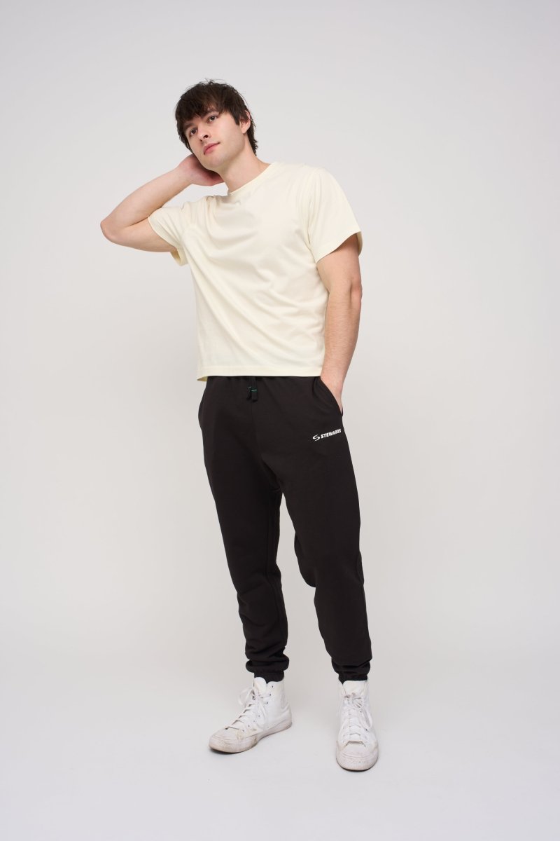 Relaxed Jogger · Orbit · Black - STEWARDS - 1030-MET-104-XS